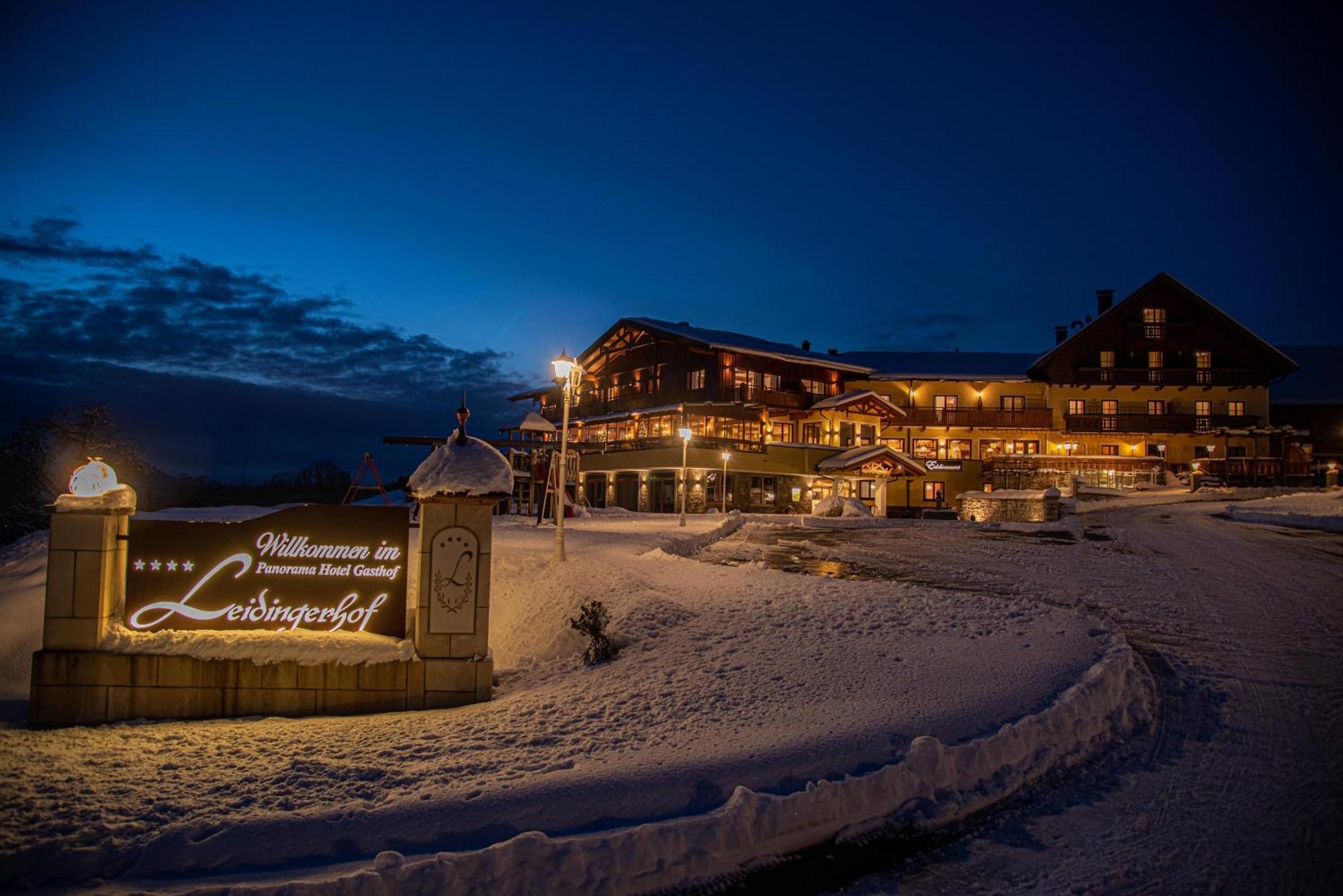 Panorama Hotel Gasthof Leidingerhof Мондзее Экстерьер фото